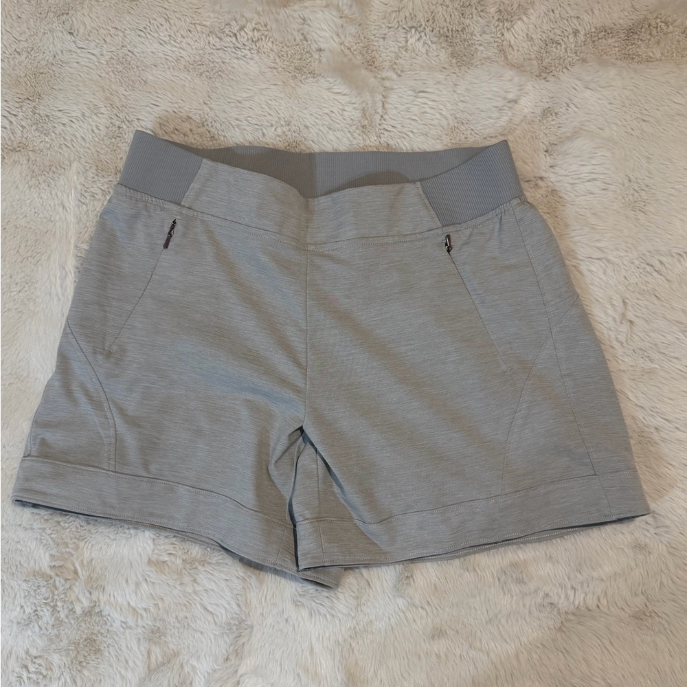 CALIA by Carrie Underwood Light Gray Athletic Shorts